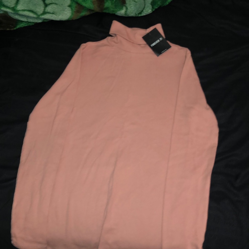 Turtle neck shirt